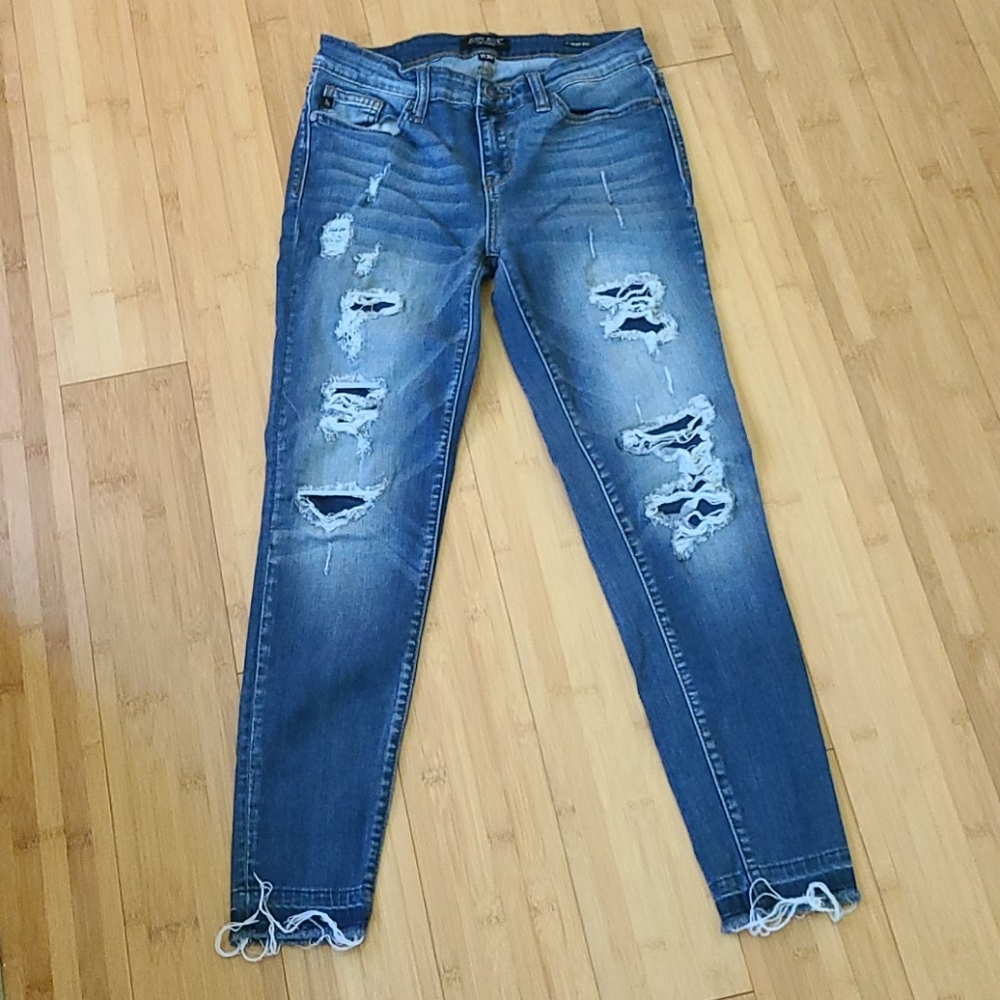 Judy blue distressed skinny jeans